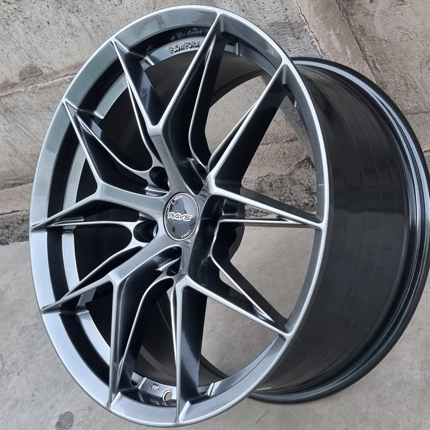 SET DE LLANTAS RAYS COLOR Grafito Metalizado. Aro 18 - 5x112 (DX249)
