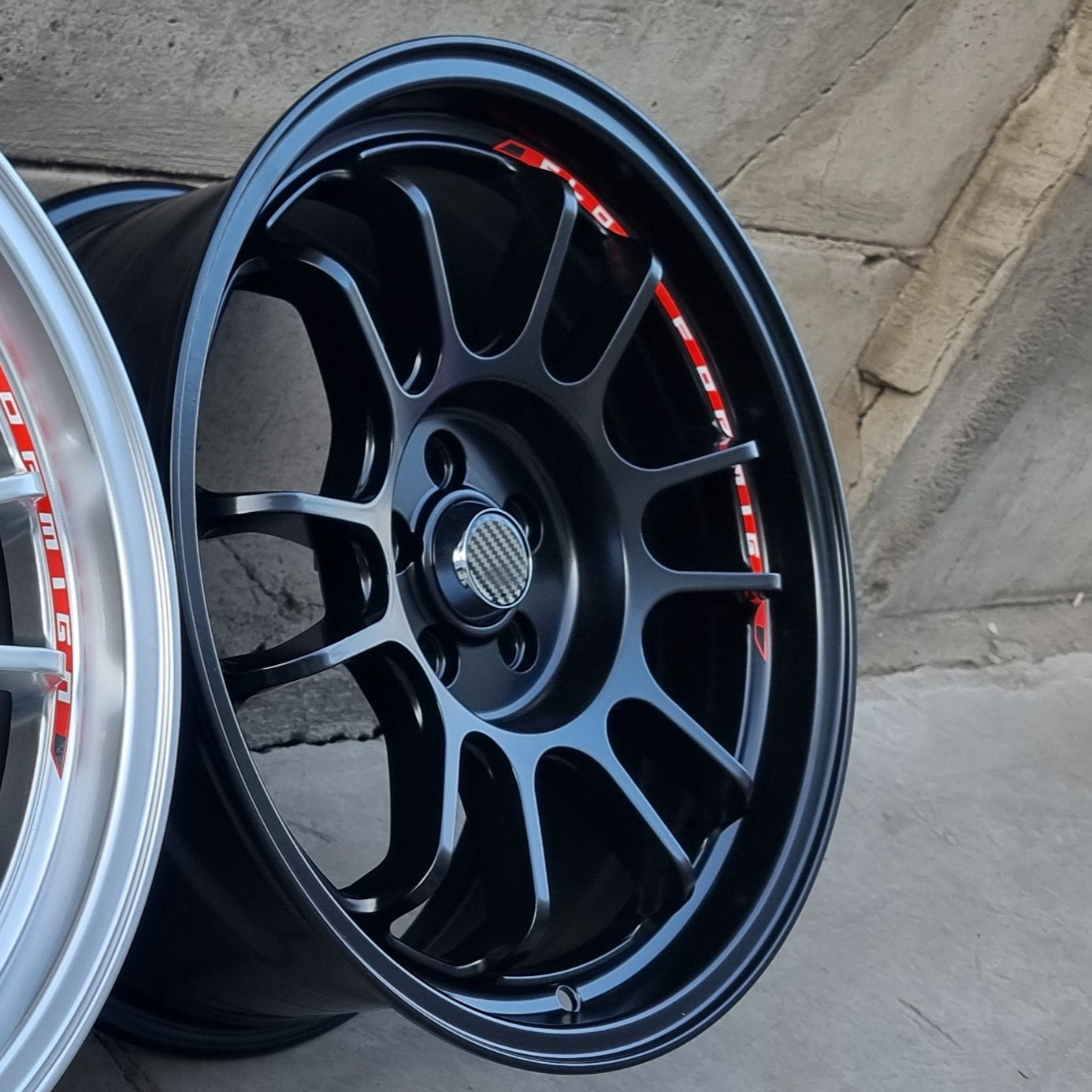 SET DE LLANTAS CODIGO: DX014. Aro 17- 5x100. Color Negro Mate. (DX015)