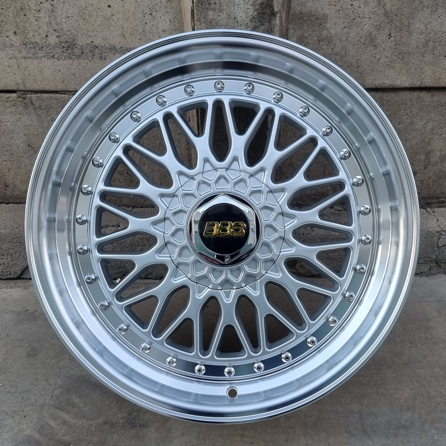 SET DE LLANTAS BBS RS COLOR Plateado Aro Cromado. Aro 18 - 5x100, 5x114 (882)