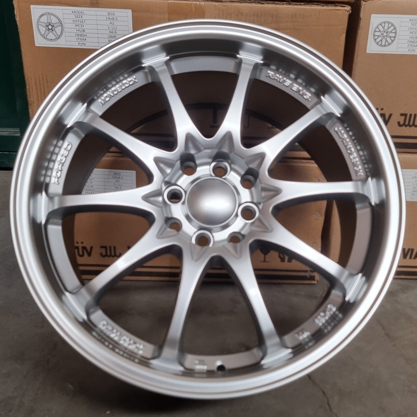 SET DE LLANTAS VOLK CE28 COLOR Plateado. Aro 17- 4x100, 4x114 (TY28)