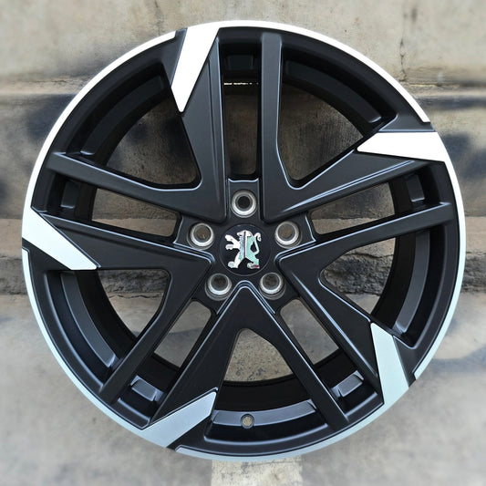 SET DE LLANTAS PEUGEOT. Aro 17 - 5x108. Color Cromado Fondo Negro. (275)