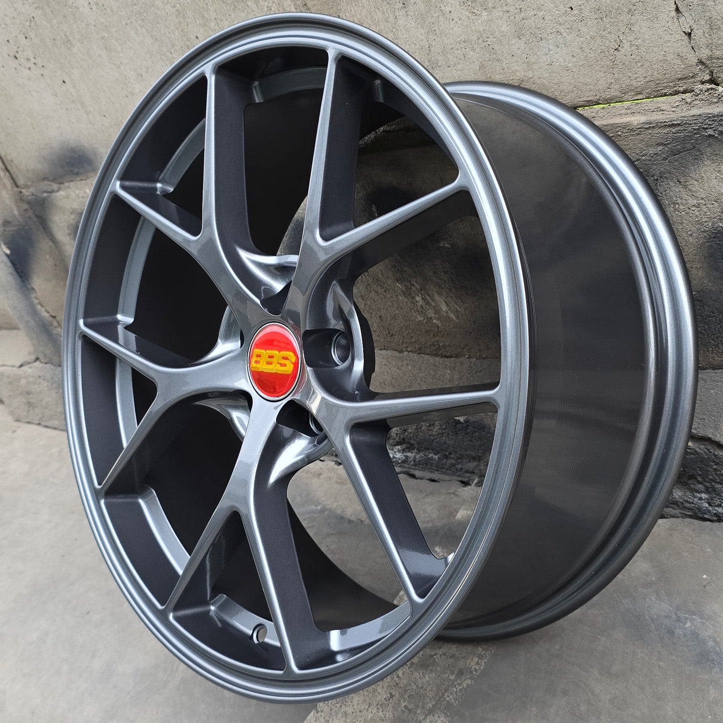 SET DE LLANTAS BBS FIR COLOR Grafito. Aro 18 - 5x100 (BBSCIR)