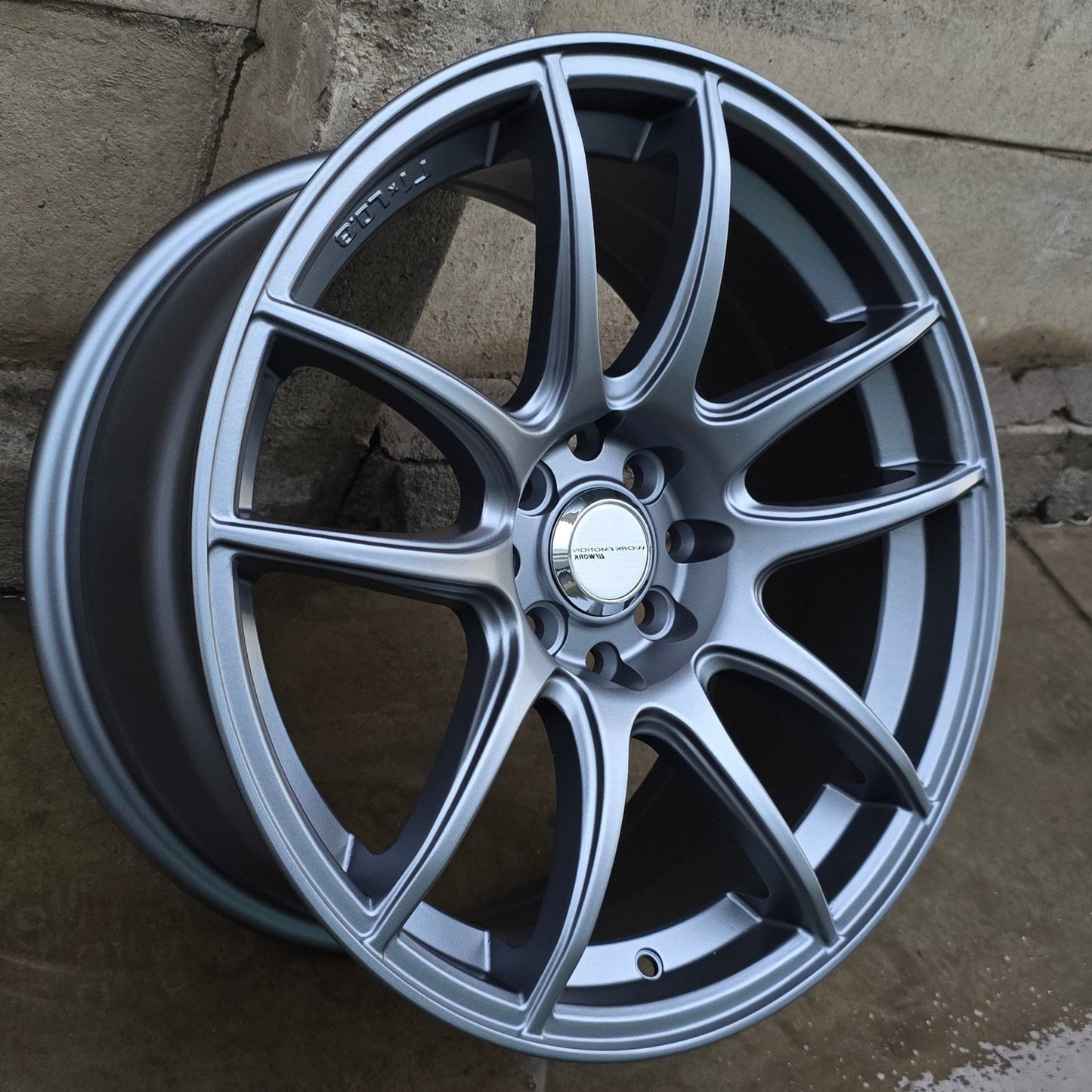 SET DE LLANTAS WORK EMOTION. Aro 17 - 4x100, 4x114. Doble Apernadura. Color Grafito. (1151)