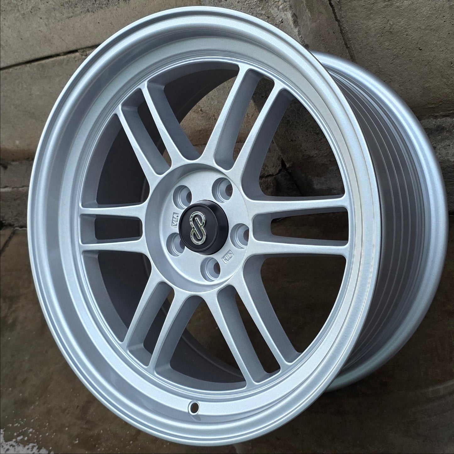 SET DE LLANTAS ENKEI RPF1 COLOR Plateado. Aro 17- 5x100 (5098)