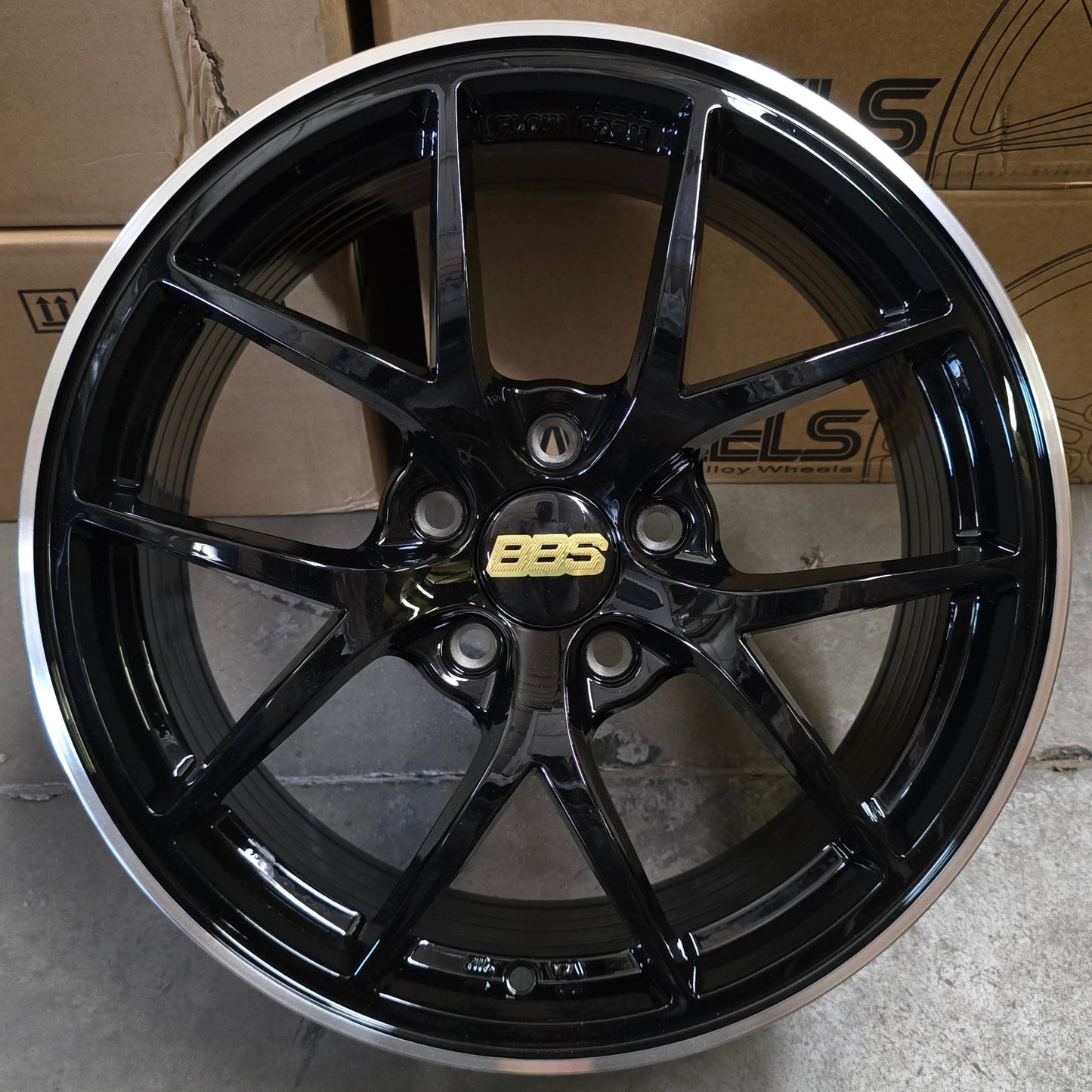 SET DE LLANTAS BBS FIR COLOR Negro Aro Cromado. Aro 17- 5x114 (885)
