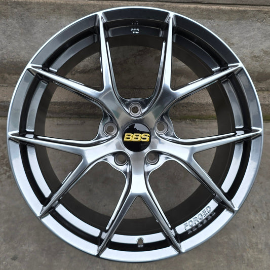 SET DE LLANTAS BBS. Aro 18 - 5x114. Color Grafito Metalizado. (G599)