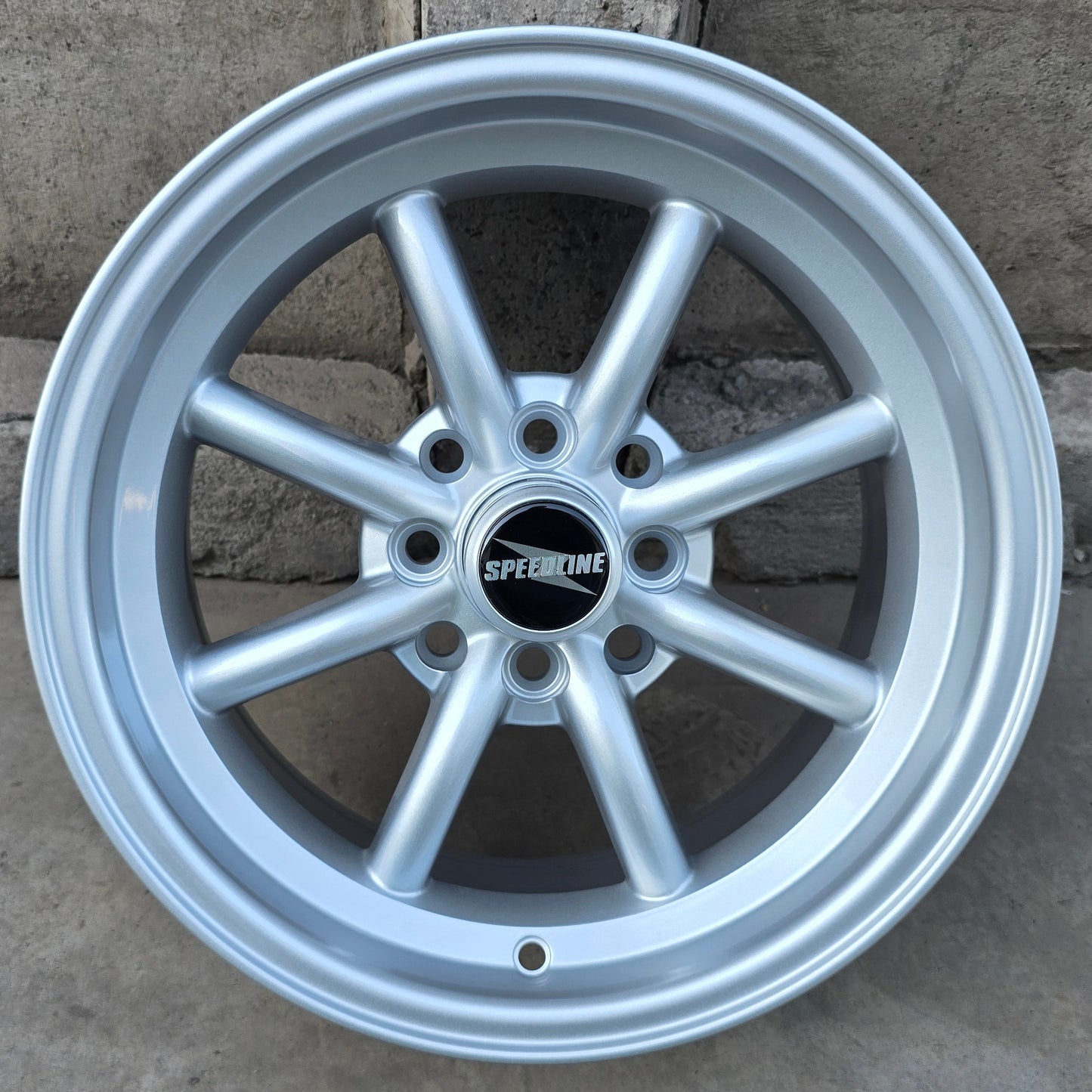 SET DE LLANTAS WATANABE. Aro 14 - 4x100, 4x114. Doble Apernadura. Color Plateado. (MINILGHTS).
