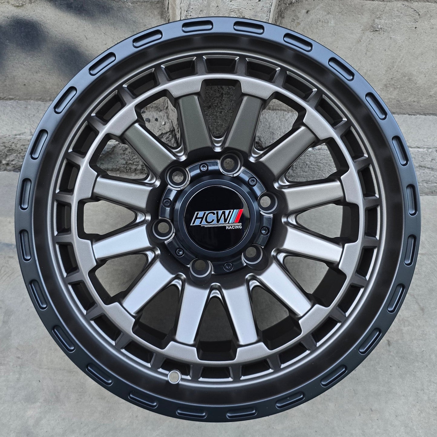 SET DE LLANTAS CODIGO. Aro 16 - 6x139. Color Bronce con Negro (16N0269A).