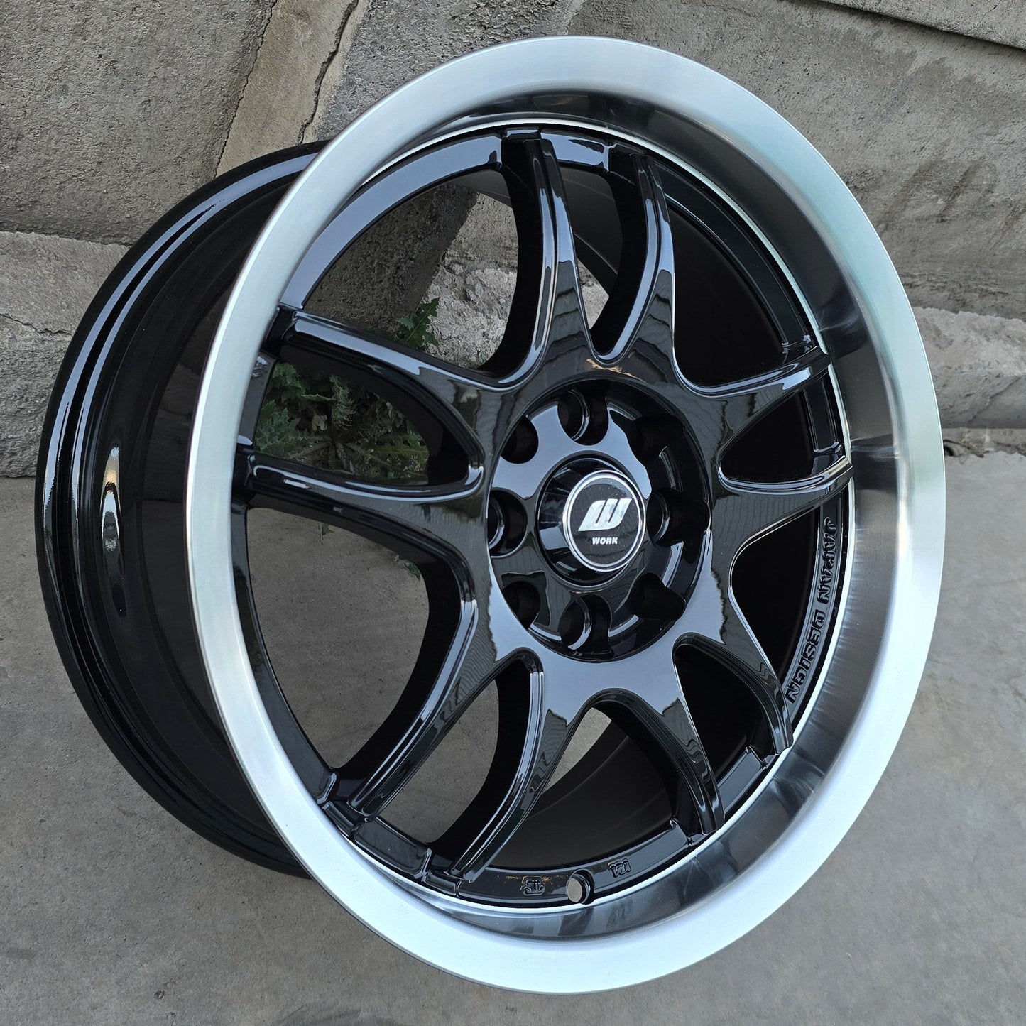 SET DE LLANTAS WORK EMOTION. Aro 15 - 4x100, 4×108. Doble Apernadura. Color Negro Aro Cromado. (15d582d)