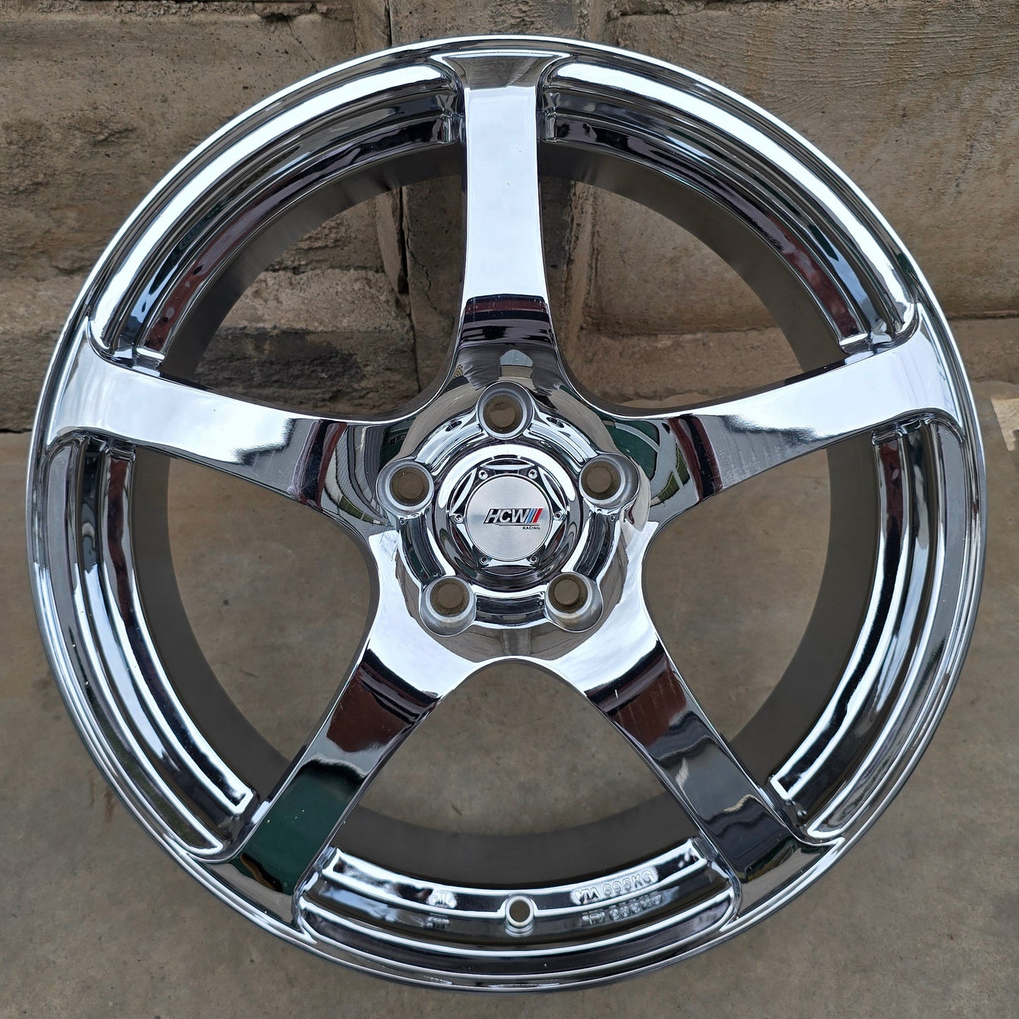 SET DE LLANTAS MODELO 125 COLOR Cromado. Aro 18- 5x114 (125)
