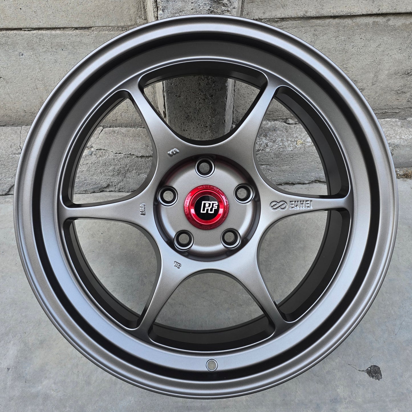 SET DE LLANTAS ENKEI PF06. Aro 18 - 5x114. .Color Bronce .(RGW013FF).