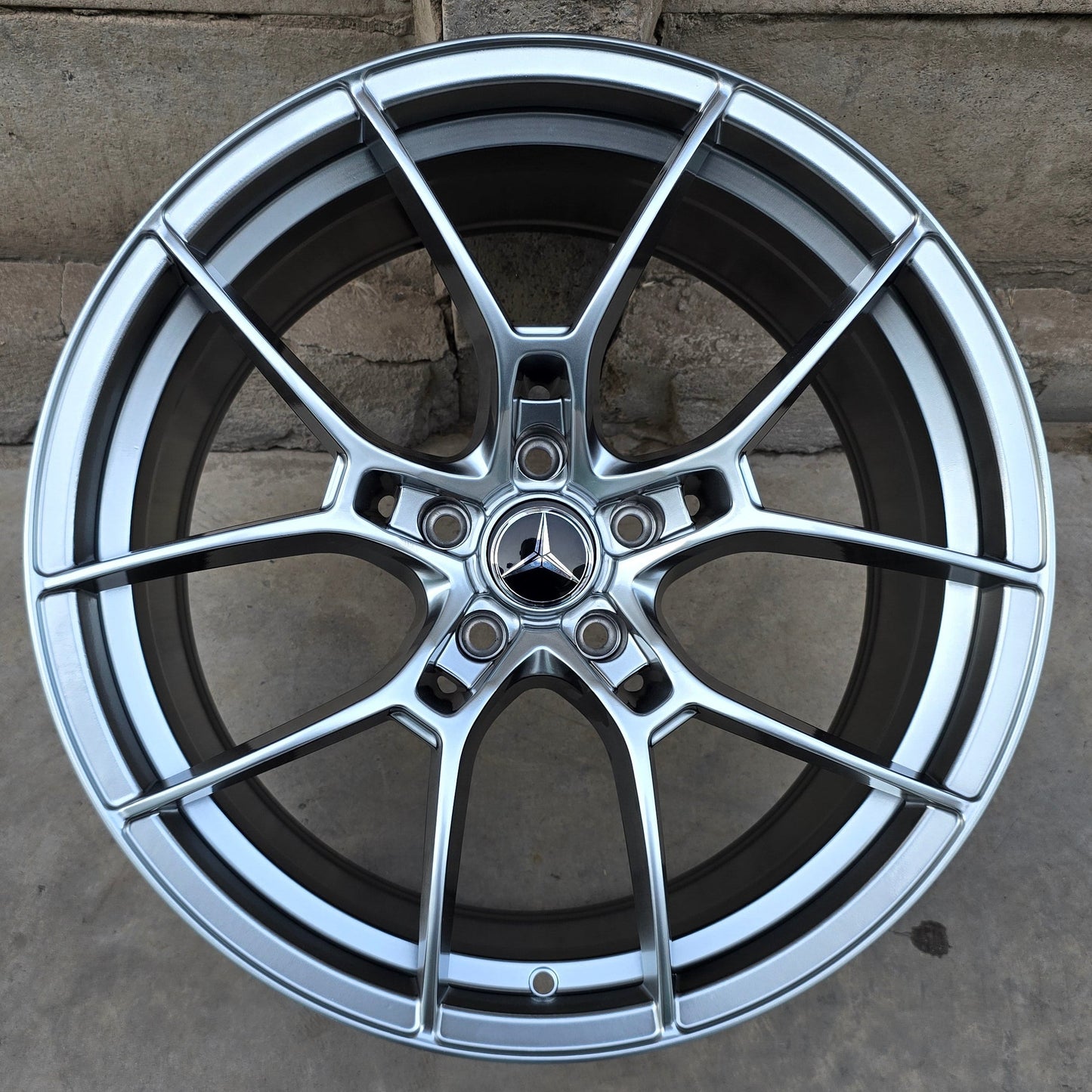 SET DE 4 LLANTAS MERCEDES*. Aro 19 - 5x112. Color Grafito Metalizado. (F045)