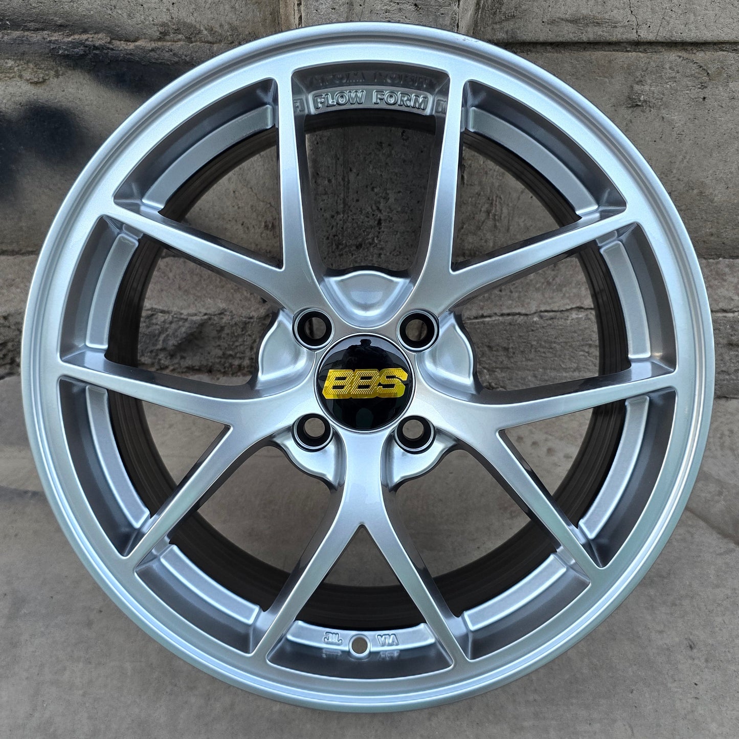 SET DE 4 LLANTAS BBS FIR Aro 16 - 4x100. Doble Apernadura. Color Plateado. (403)