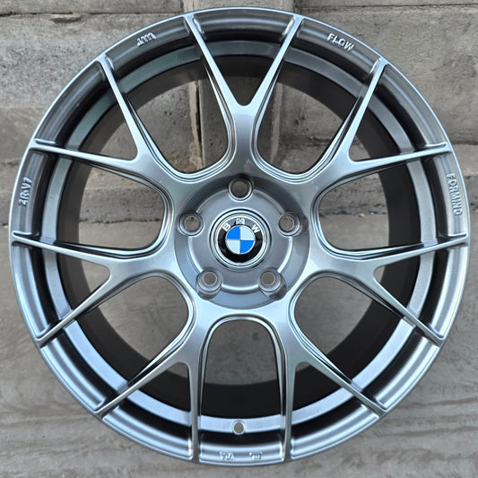 SET DE 4 LLANTAS BMW *. Aro 18 - 5x120. Color Grafito Metalizado. (ZR-V7)