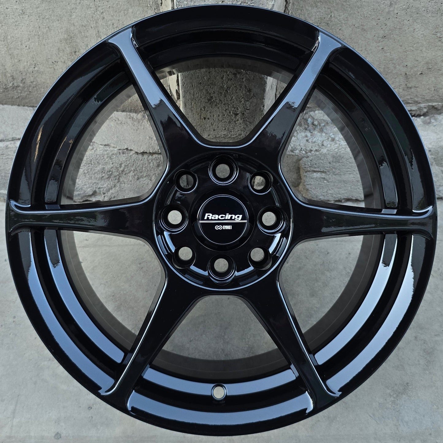 SET DE 4 LLANTAS P1. Aro 15-4x100, 4x108. Doble Apernadura. Color Negro. (P1)
