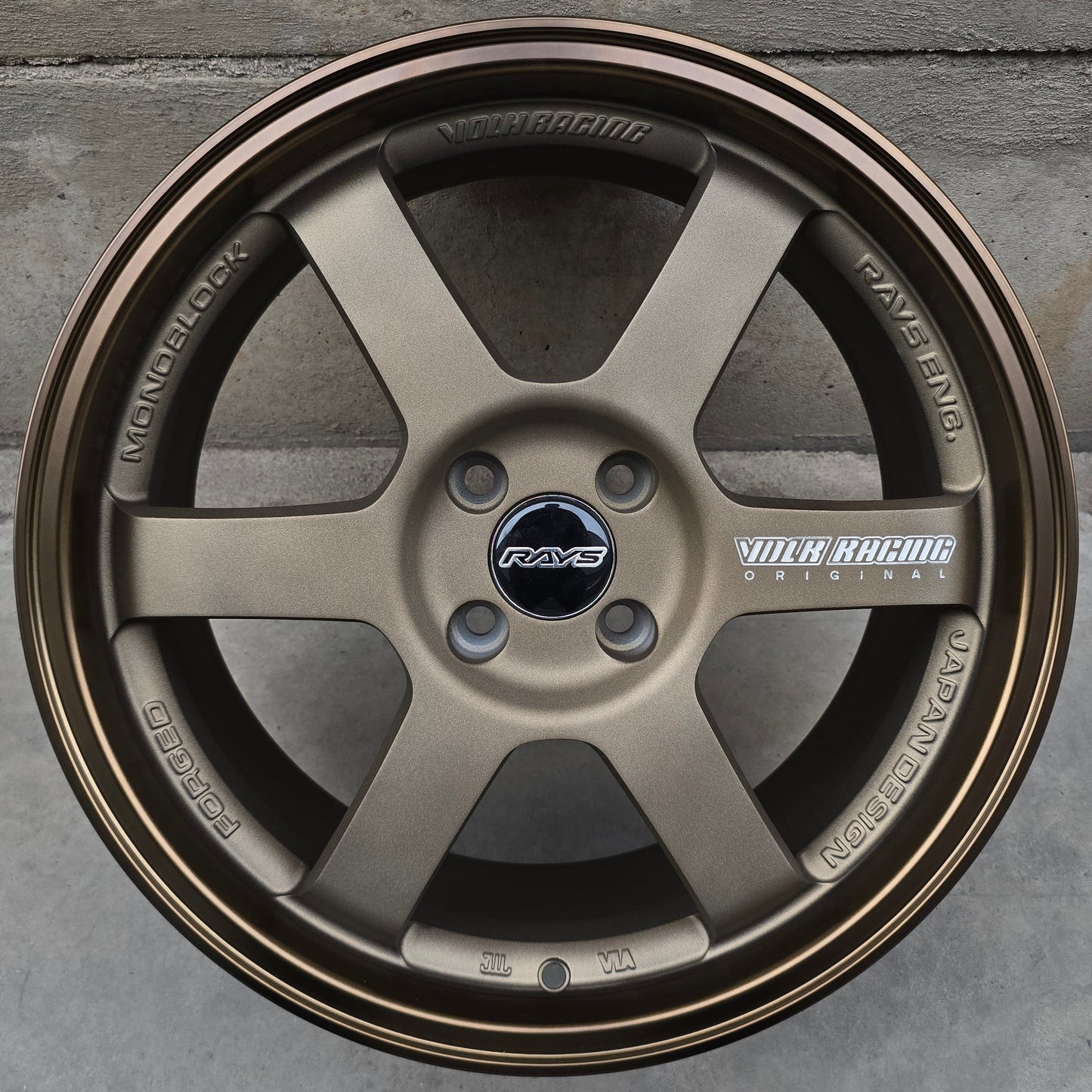 SET DE 4 LLANTAS VOLK TE37 COLOR Bronce. Aro 17- 4x100 (558)