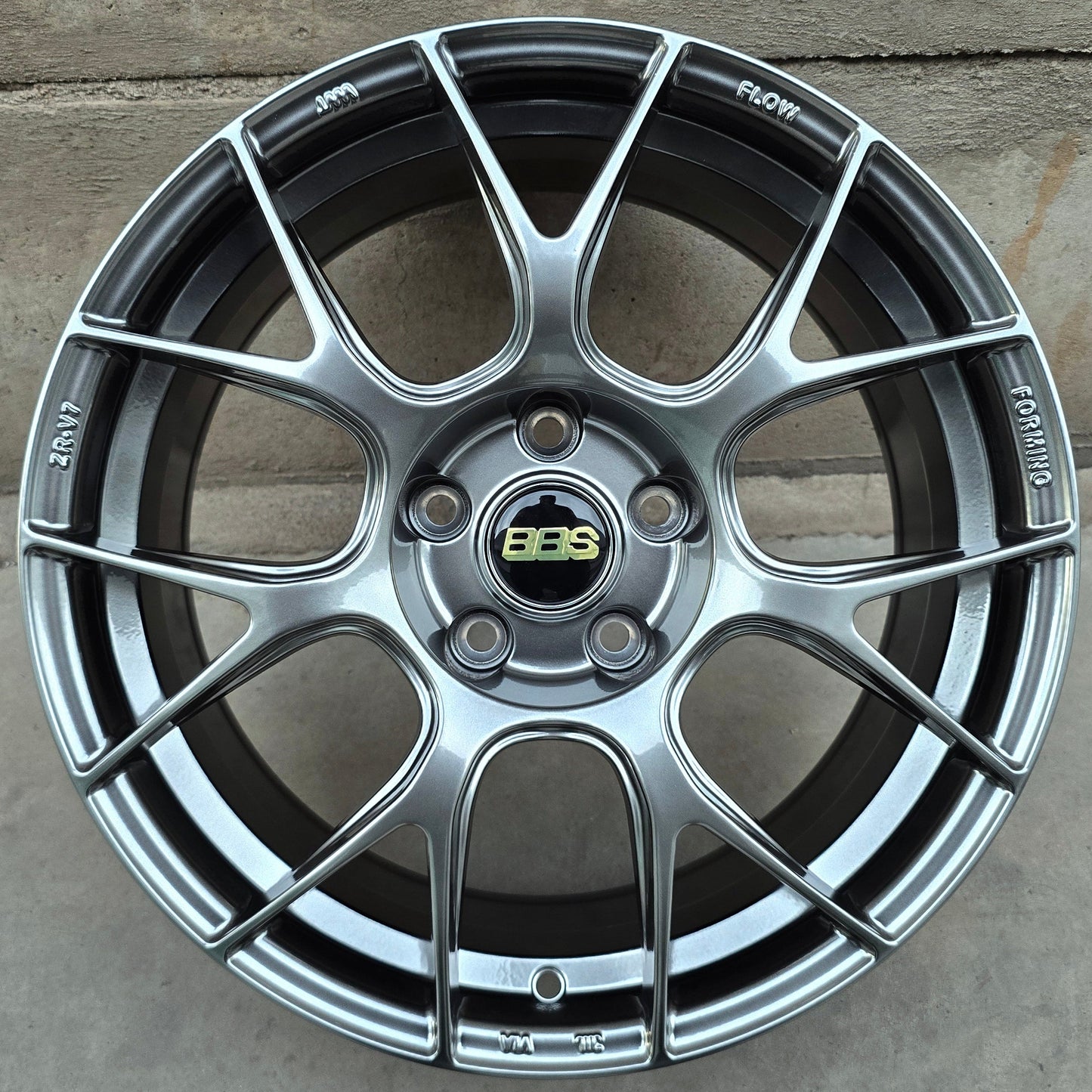 SET DE 4 LLANTAS BBS REV7 * COLOR Grafito Metalizado. Aro 17- 5x112 (ZR-V7)