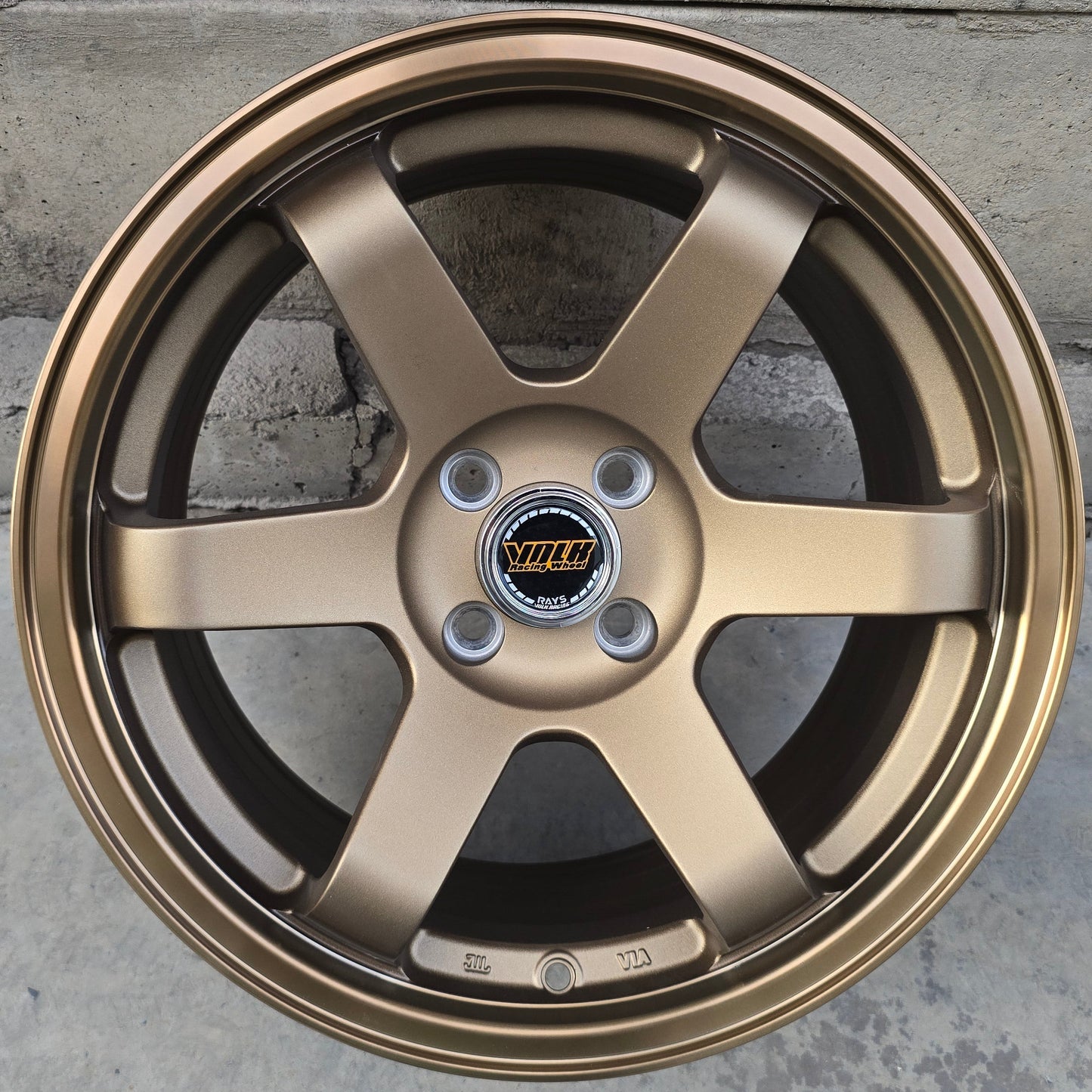 SET DE 4 LLANTAS VOLK TE37 *. Aro 16 - 4x100. Color Bronce. (6003)