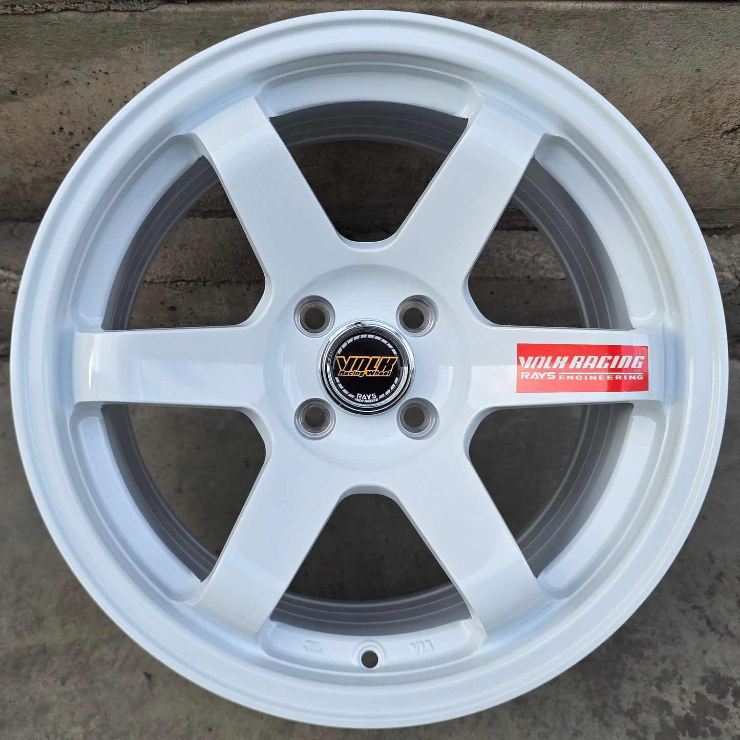 SET DE 4 LLANTAS VOLK TE37 RACING*. Aro 16 - 4x100. Color Blanco. (6003)