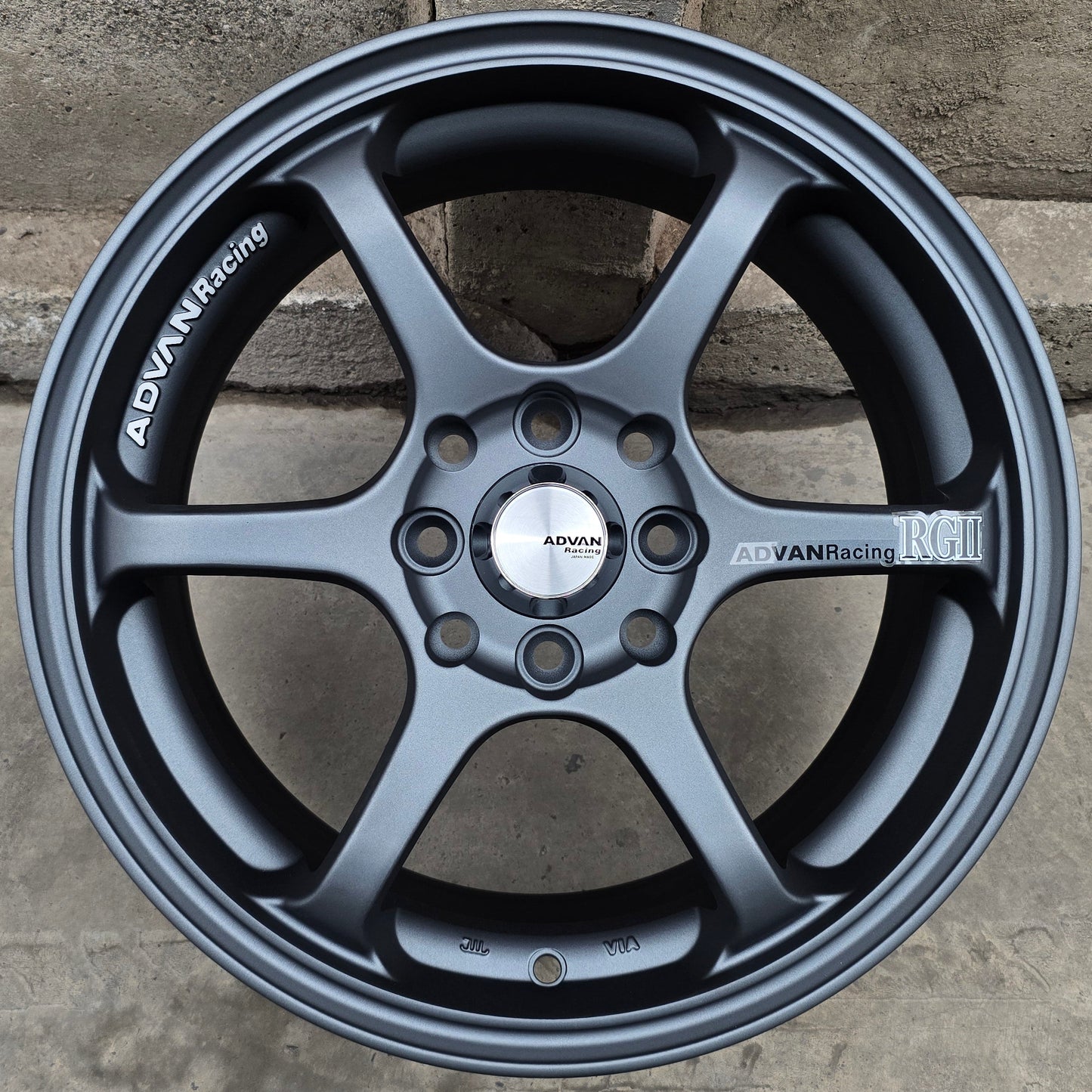 SET DE 4 LLANTAS ADVAN RG2. Aro 15 - 4x100, 4x114. Doble Apernadura. Color Grafito. (RGW630)