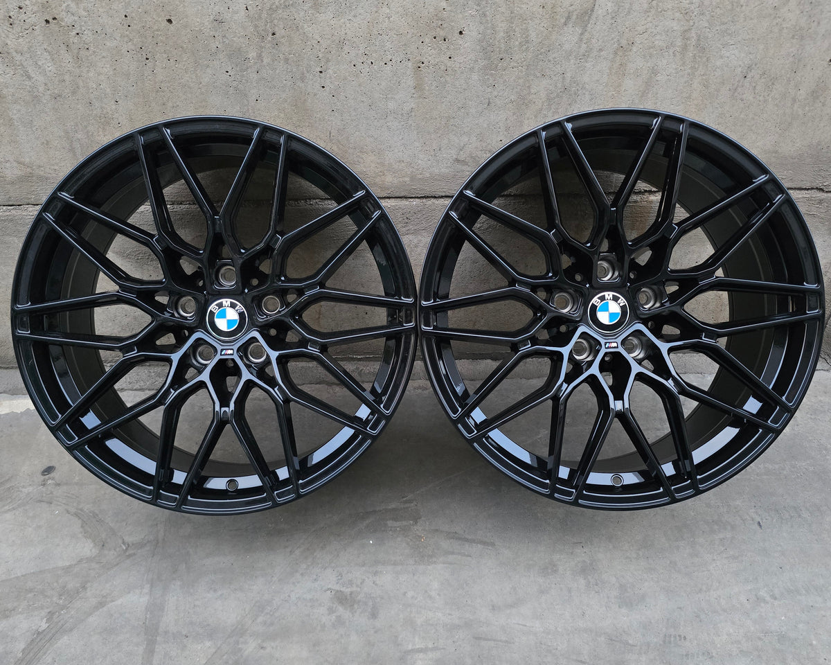 SET DE 4 LLANTAS BMW* ASIMÉTRICAS. Aro 19 - 5x120. Color Negro Brillante. (H3242F)