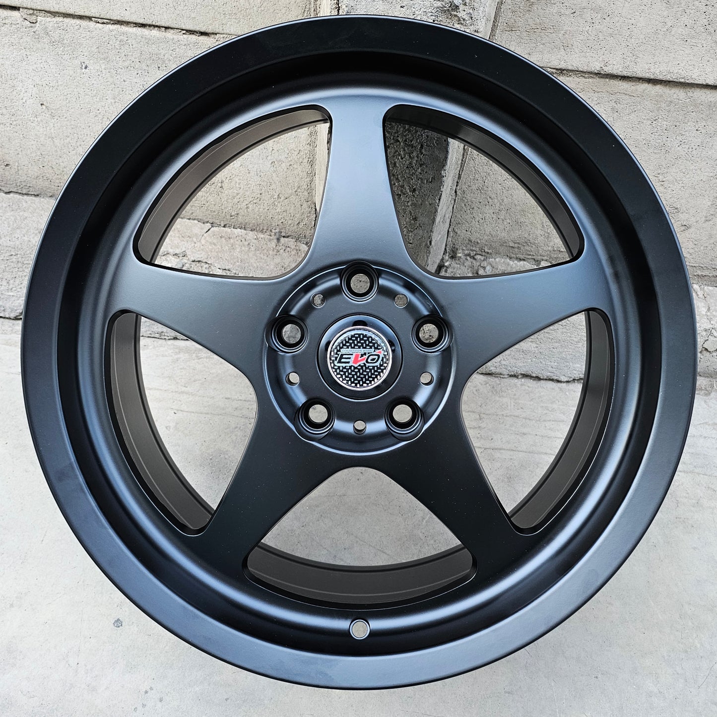 SET DE 4 LLANTAS EVO REGAMASTER. Aro 17 - 5x114. Color Negro. (TD121)