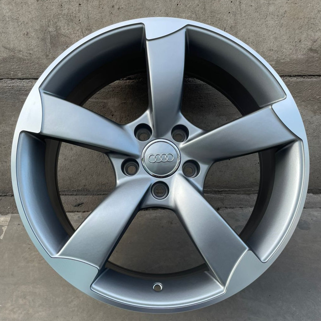 SET DE LLANTAS AUDI ROTOR. Aro 18 - 5x112. .Color Grafito Aro Cromado .(5069).