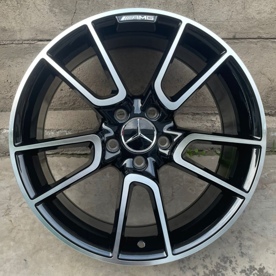 SET DE LLANTAS MERCEDEZ. Aro 17- 5x112. Cromado Fondo Negro .Color Cromado Fondo Negro .(851).