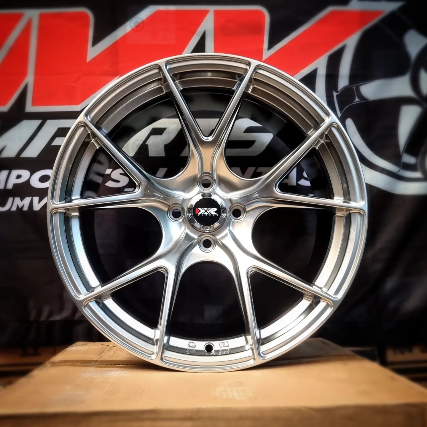 SET DE LLANTAS XXR COLOR Grafito Metalizado. Aro 17- 4x100 (1207)