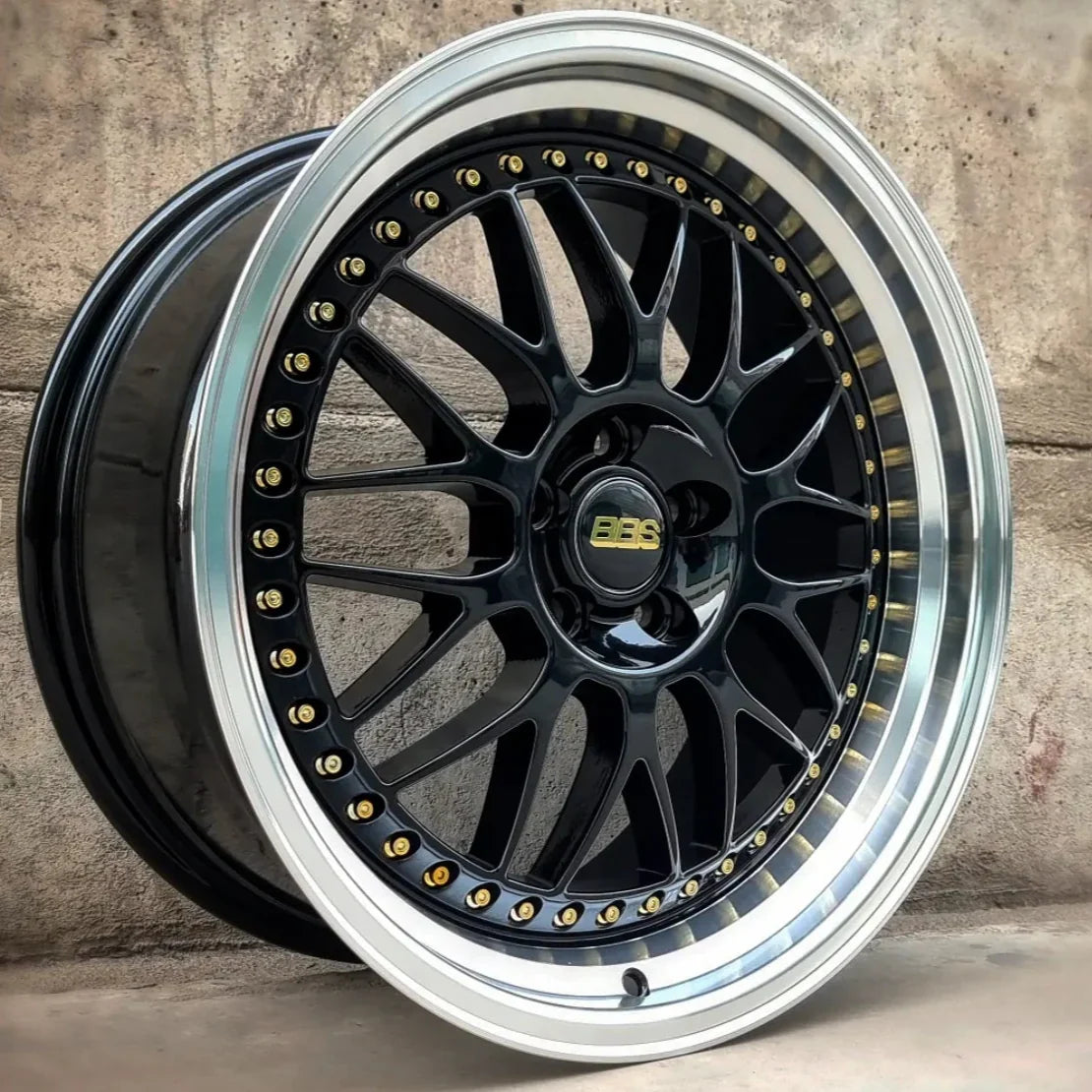 SET DE LLANTAS BBS LM COLOR Negro Aro Cromado. Aro 18 - 5x100 (902)