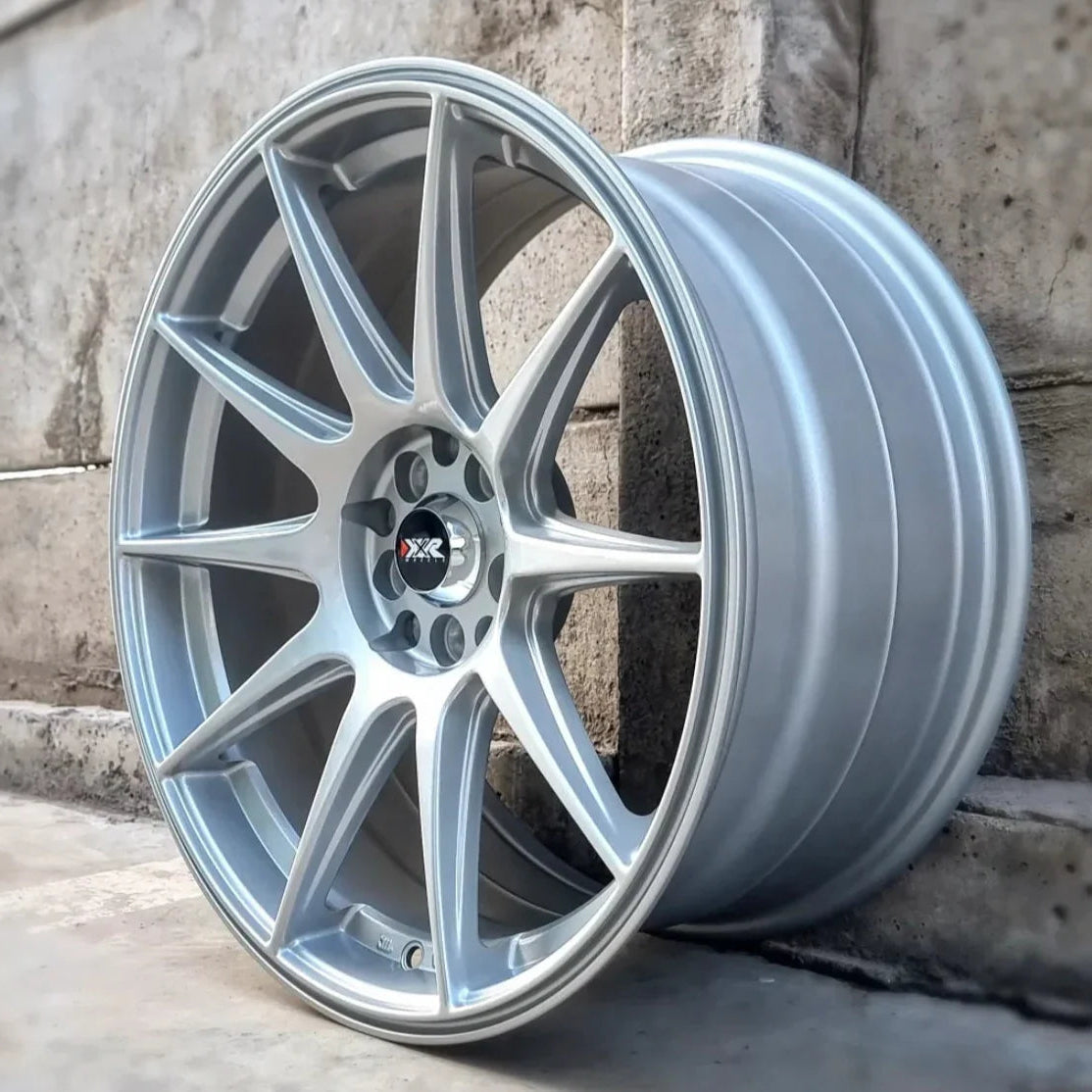 SET DE LLANTAS XXR 527. Aro 18 - 5x100. .Color plateado .(AS271887530101001143731TS).