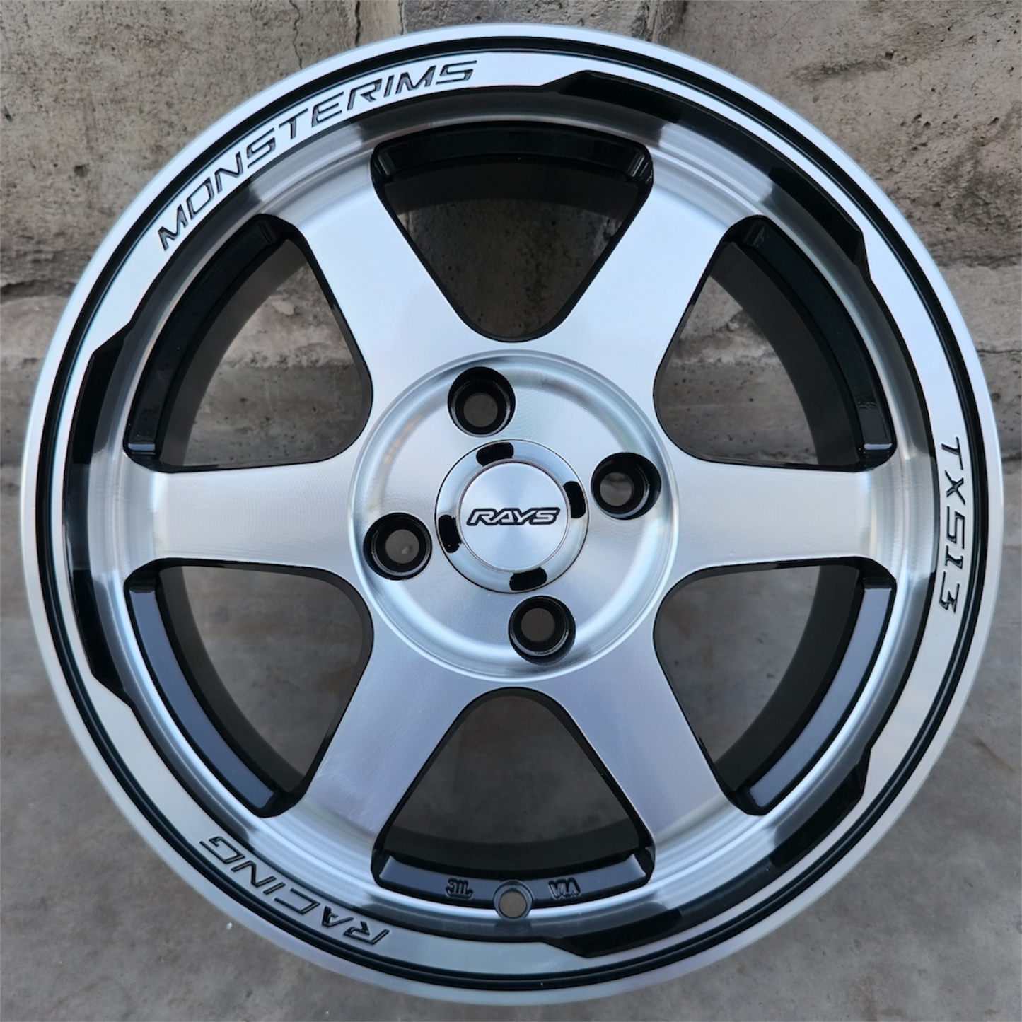 SET DE 4 LLANTAS VOLK TE37. Aro 14 - 4x100. Color Negro. (14CJA036D)