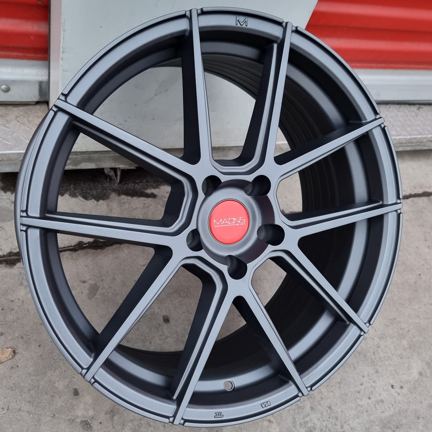 SET DE LLANTAS MODELO MR10 COLOR Grafito. Aro 19 - 5x120 (MR10)