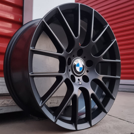 SET DE LLANTAS BMW MIRAMAR  . Aro-19-5x120 .Color Negro Mate .(725).