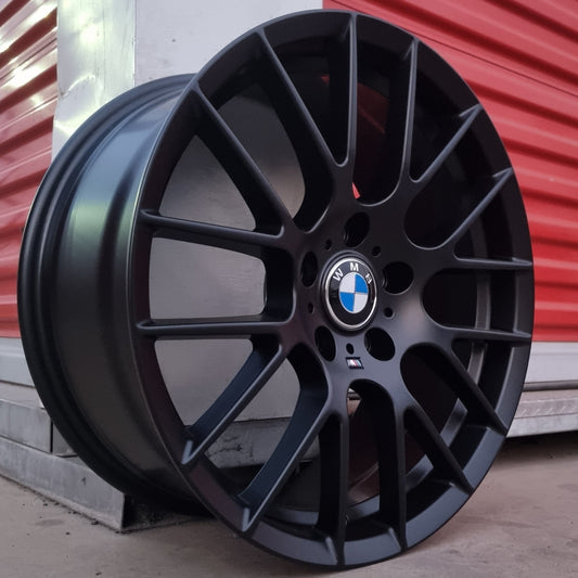 SET DE LLANTAS BMW MIRAMAR. Aro 18 - 5x120. .Color Negro Mate .(725).