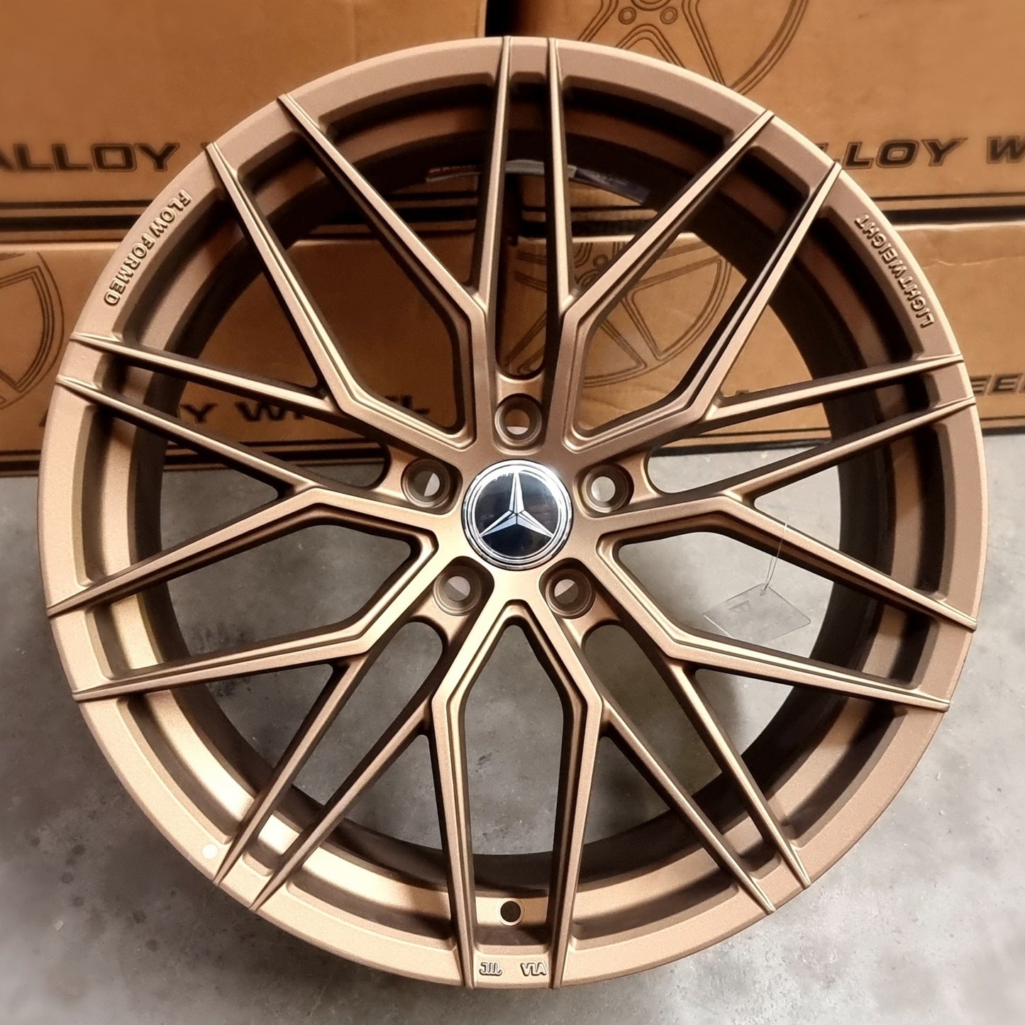 SET DE LLANTAS MERCEDEZ VLF. Aro 18 - 5x112. .Color bronce .(VLF06).