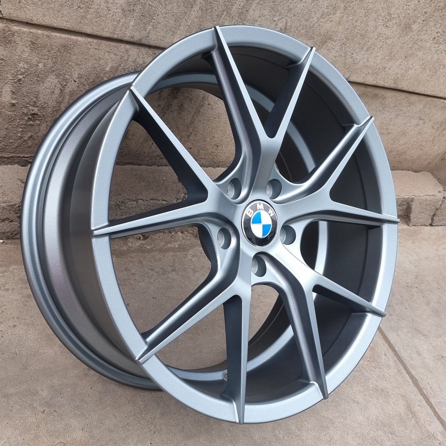 SET DE LLANTAS BMW COLOR Grafito Metalizado. Aro 19 - 5x120 (5029)