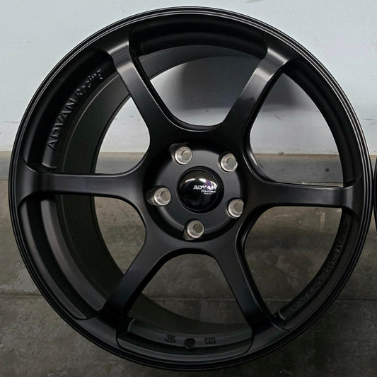SET DE LLANTAS ADVAN RG2 COLOR Negro Mate. Aro 18 - 5x114 (FF25)