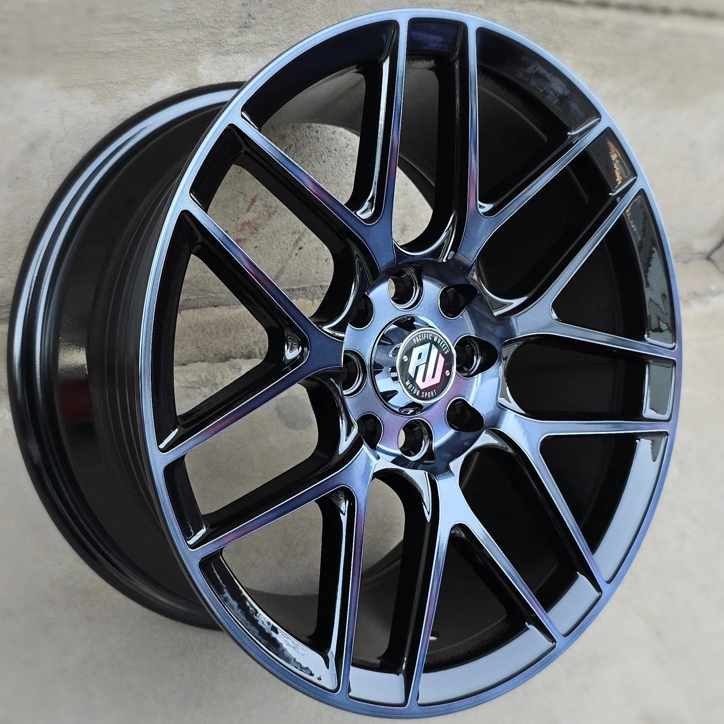 SET DE LLANTAS MODELO  RAGNO. Aro 15-4x100, 4X108 .Color Grafito .(RAGNO).
