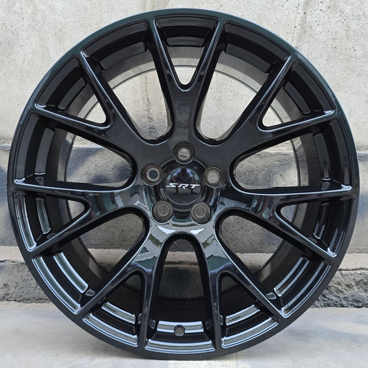 SET DE LLANTAS DODGE SRT   . Aro-20-5x114,5x115. Doble Apernadura .Color Negro Brillante .(2208).