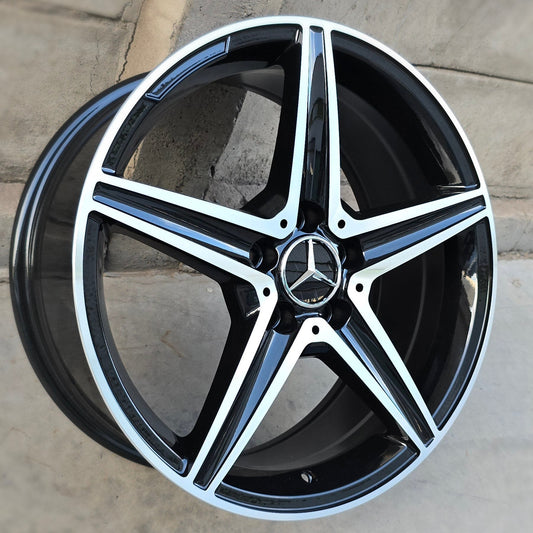 SET DE LLANTAS MERCEDEZ COLOR Cromado Fondo Negro. Aro 18 - 5x112 (843)
