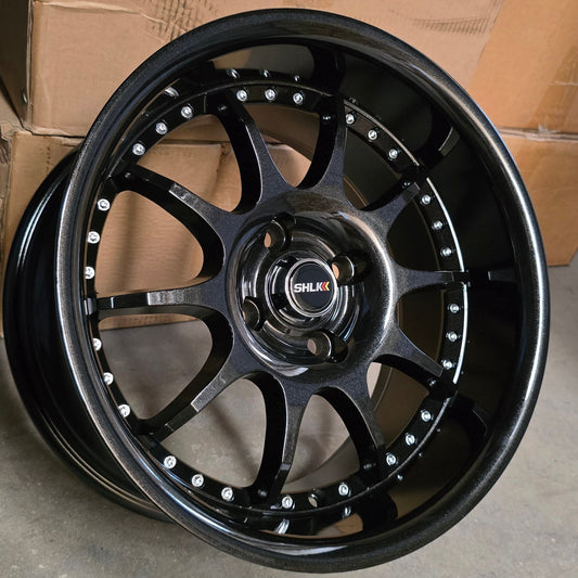 SET DE LLANTAS MODELO 1460. Aro 15-4x100 .Color Negro Brillante .(1460).