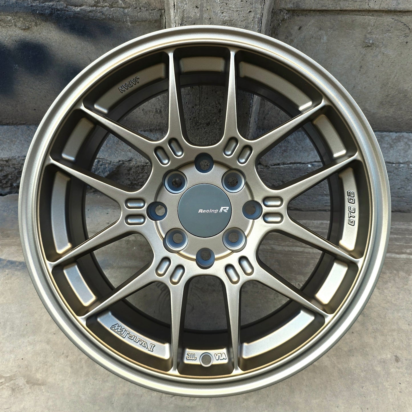 SET DE LLANTAS MODELO GTC02. Aro 15-4x100, 4x114 .Color Bronce .(GTC02).