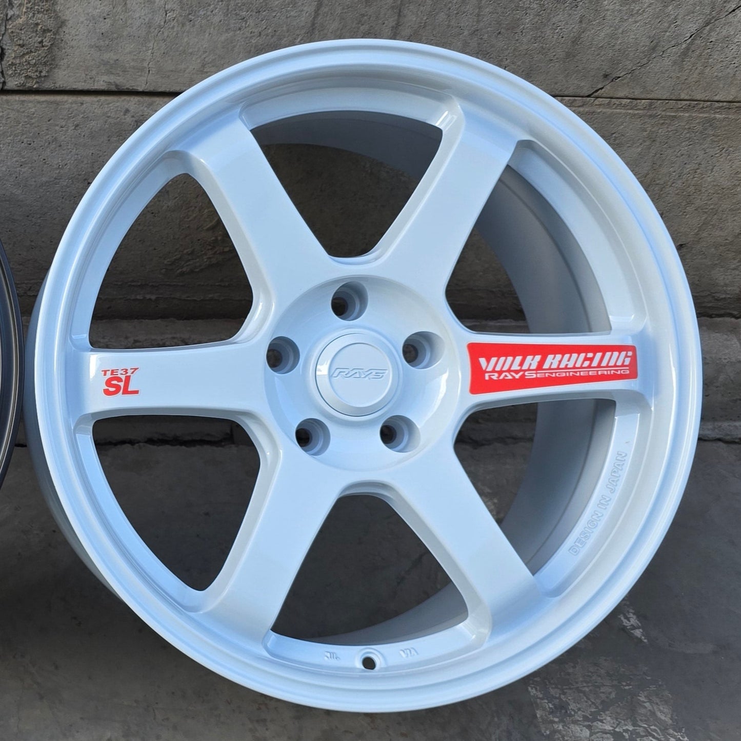 SET DE LLANTAS VOLK TE37. Aro 16 5x114. .Color Blanco .(FF53).