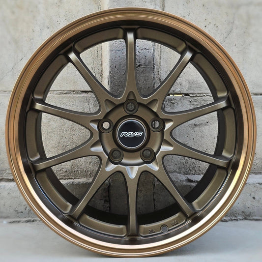 SET DE LLANTAS VOLK CE28 COLOR Bronce Aro Dorado. Aro 18 - 5x114 (ZR695X)