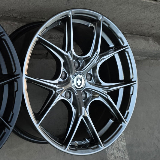 SET DE LLANTAS HRE. Aro 17- 5x114. Color Hyper Black / Grafito Metalizado. (ZR18)