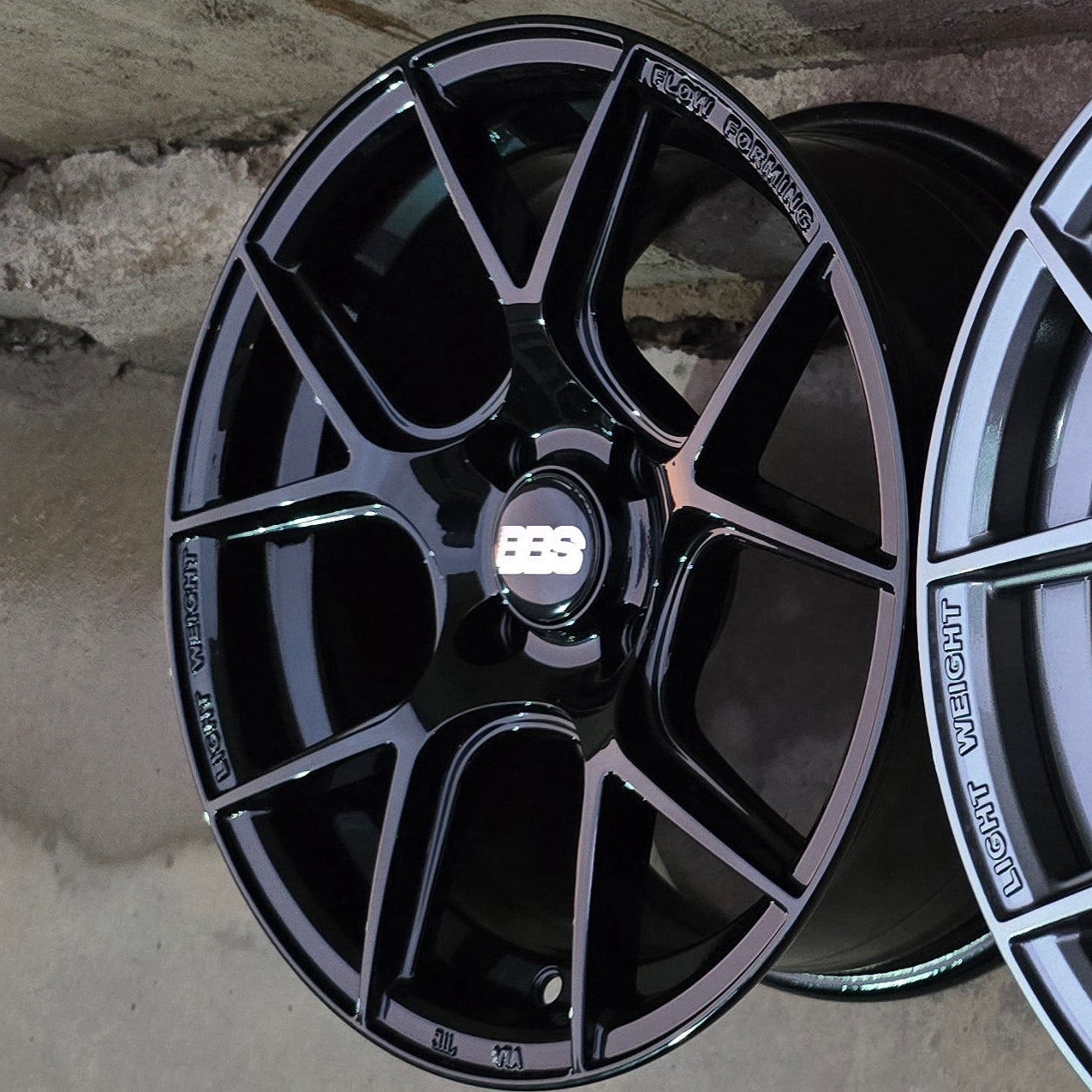 SET DE LLANTAS BBS FIR. Aro 15-4x100 .Color Negro .(AZ5007).
