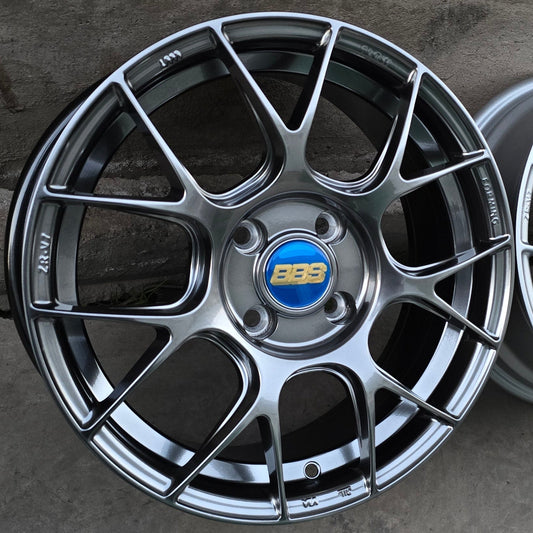 SET DE LLANTAS BBS REV7. Aro 15 4x100. Color Grafito Metalizado .(ZR-V7).