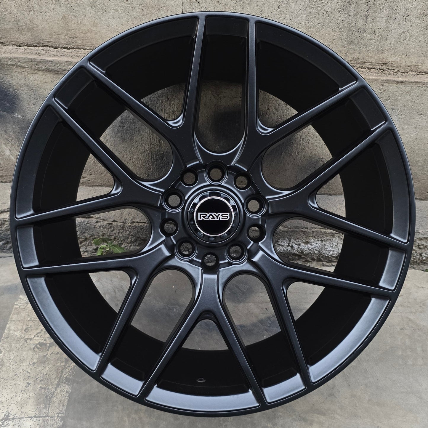 SET DE LLANTAS MODELO RAGNO COLOR Negro Mate. Aro 17- 5x108, 5x114 (RAGNO)