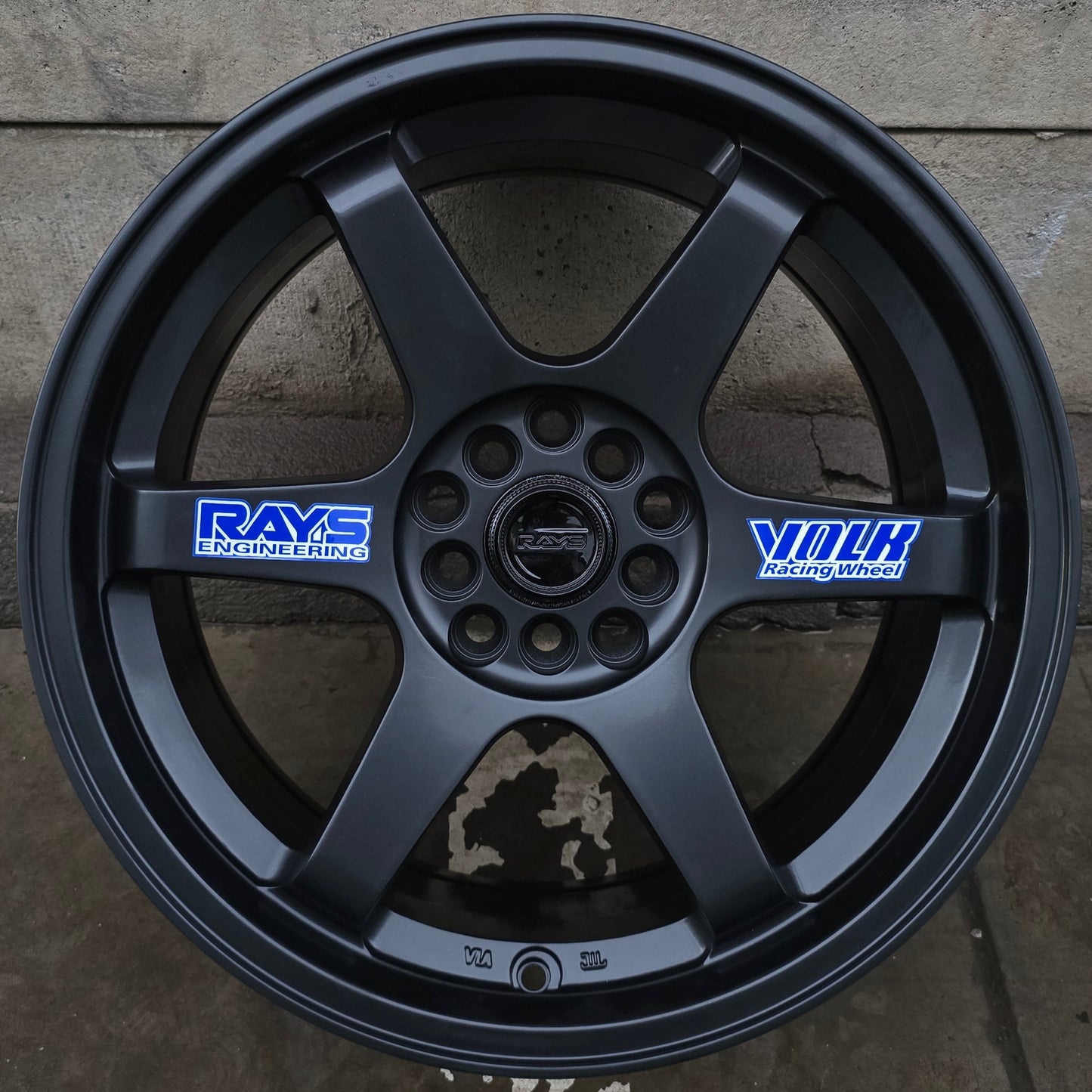 SET DE LLANTAS VOLK TE37. Aro 17- 5x100, 5x114. Doble apernadura. .Color Negro Mate .(551).